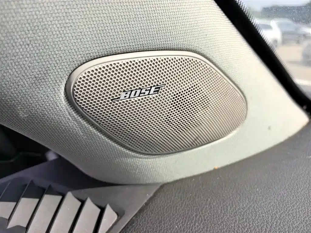 Cadillac SRX 2016 — фото 14