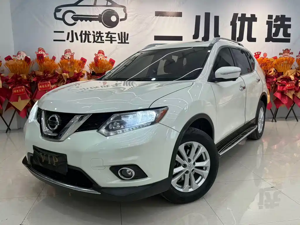 Nissan X-Trail 2015 — фото 1