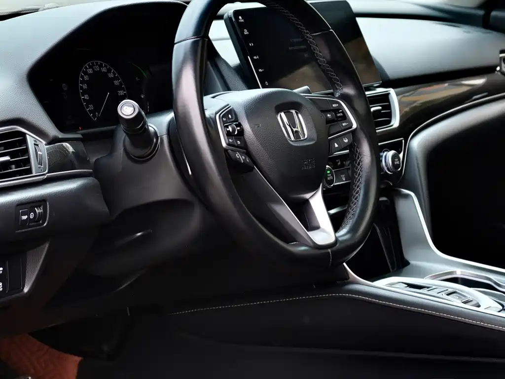 Honda Accord 2023 — фото 4