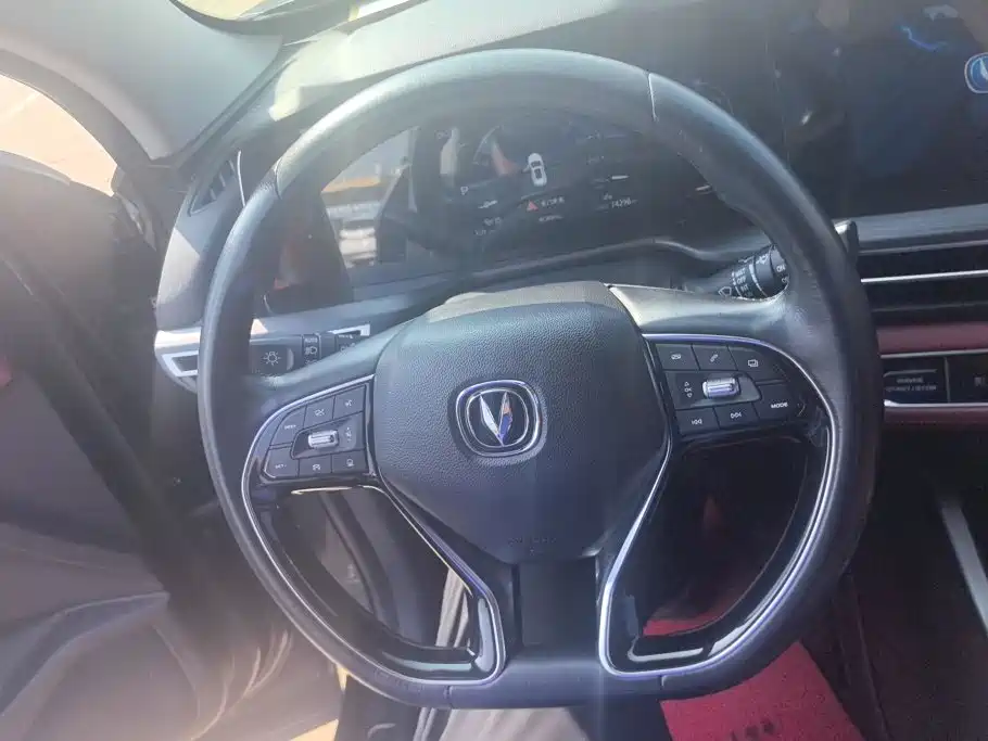 Changan CS75PLUS 2019 — фото 15