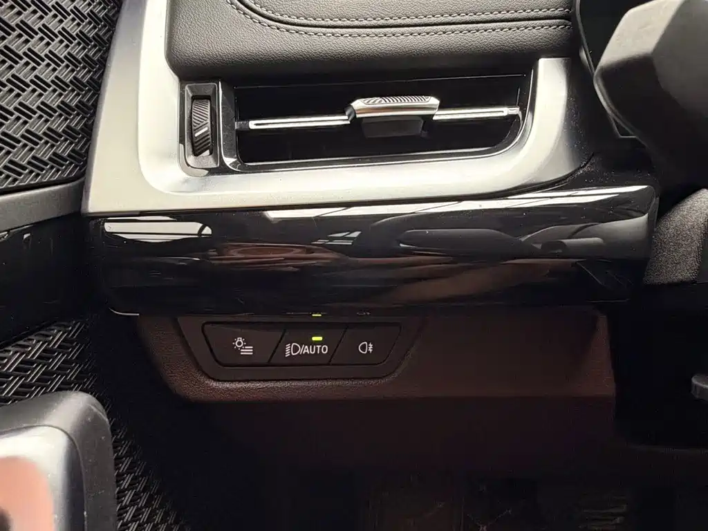 BMW X1 2023 — фото 14