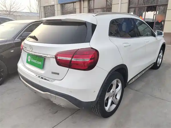 Mercedes-Benz GLA 2017