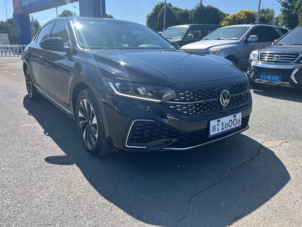 Volkswagen Passat 2024