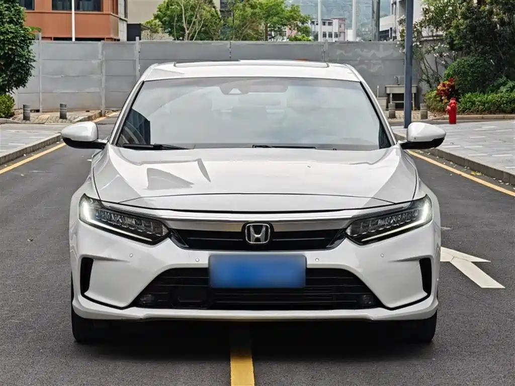 Honda Inspire 2023 — фото 11