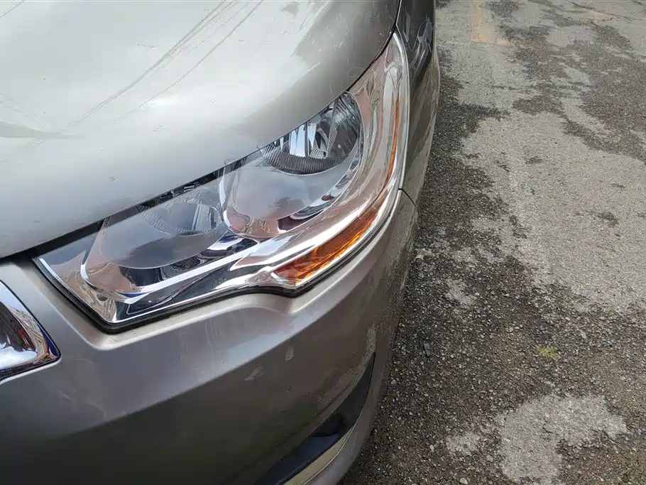 Citroen C4L 2013