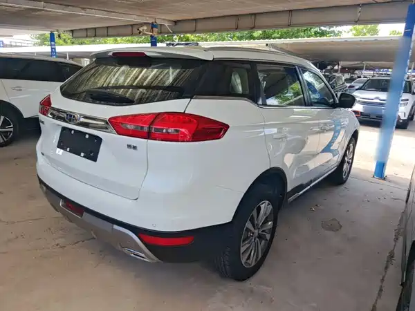 Geely Boyue 2017