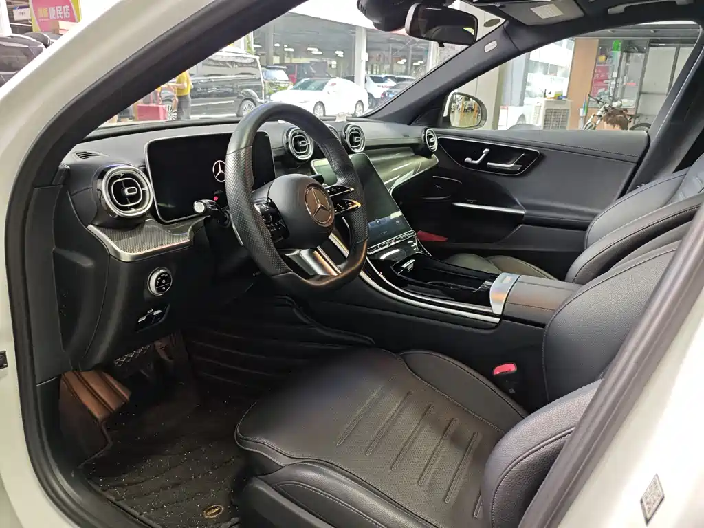 Mercedes-Benz C-Class 2022