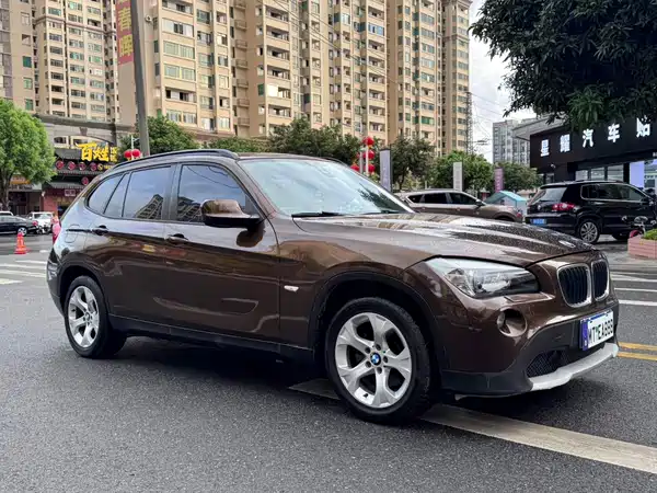 BMW X1 2011