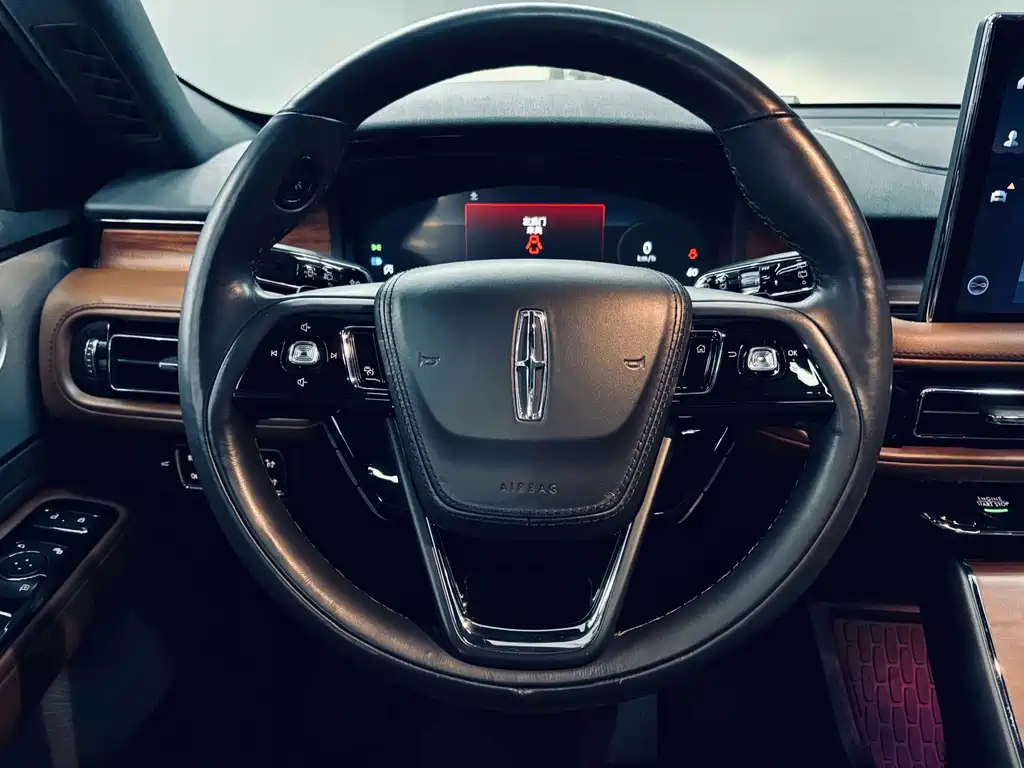 Lincoln Aviator 2020 — фото 9
