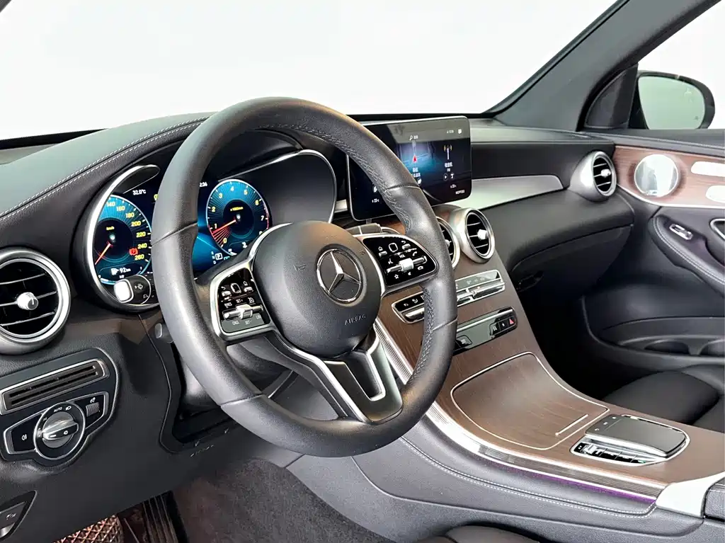 Mercedes-Benz GLC 2021 — фото 10
