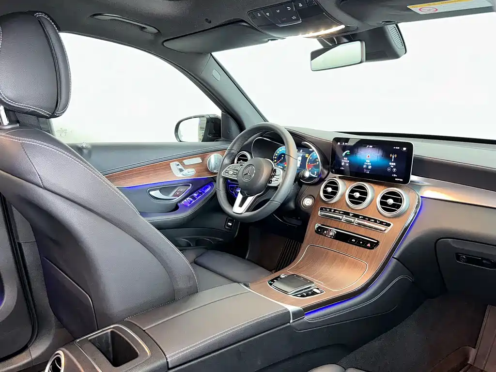 Mercedes-Benz GLC 2021 — фото 17