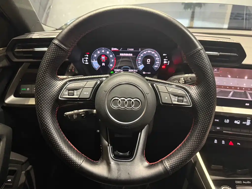 Audi A3 2022 — фото 12