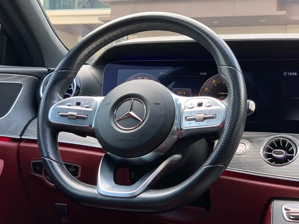 Mercedes-Benz CLS 2020 — фото 20