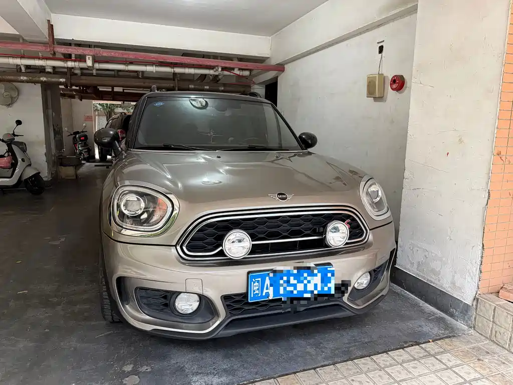 MINI Countryman 2018 — фото 1