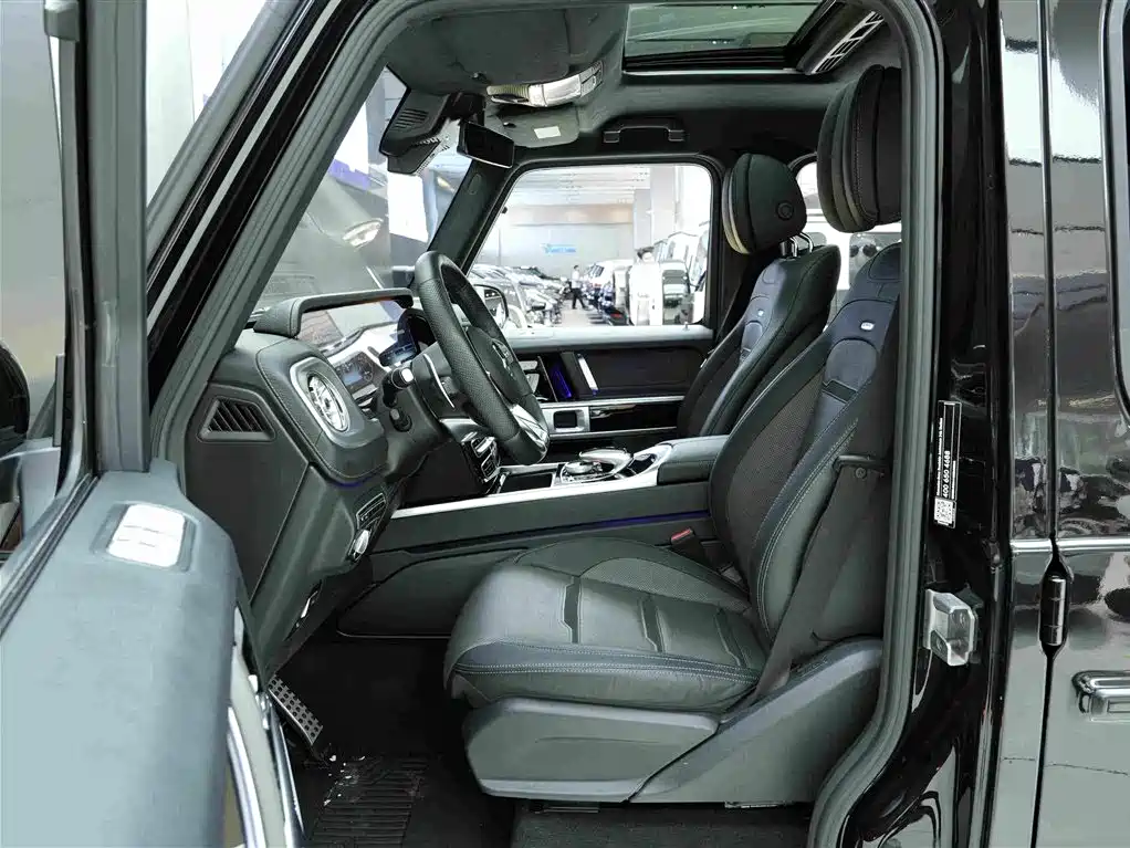 Mercedes-Benz G-Class AMG 2023 — фото 11