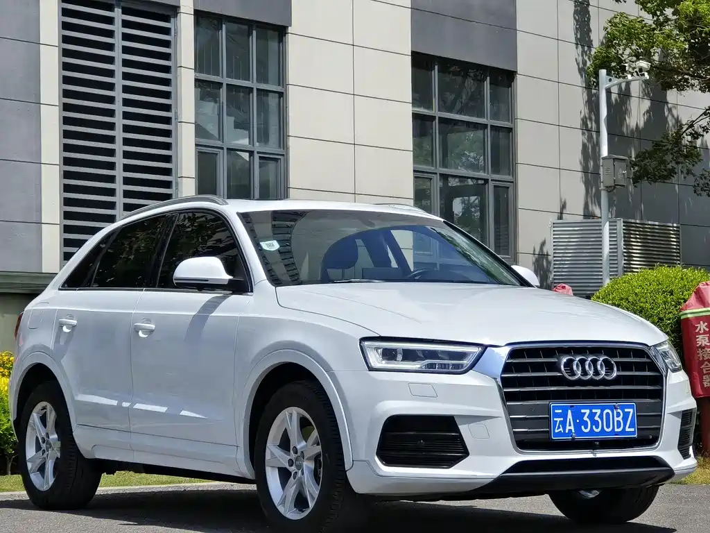 Audi Q3 2018 — фото 2