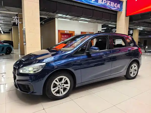 BMW 2 Series Station Wagon 2017