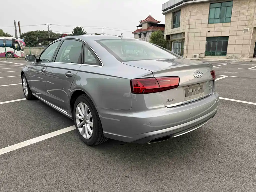 Audi A6L 2016