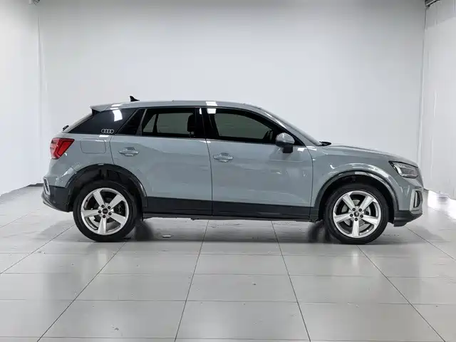 Audi Q2L 2022