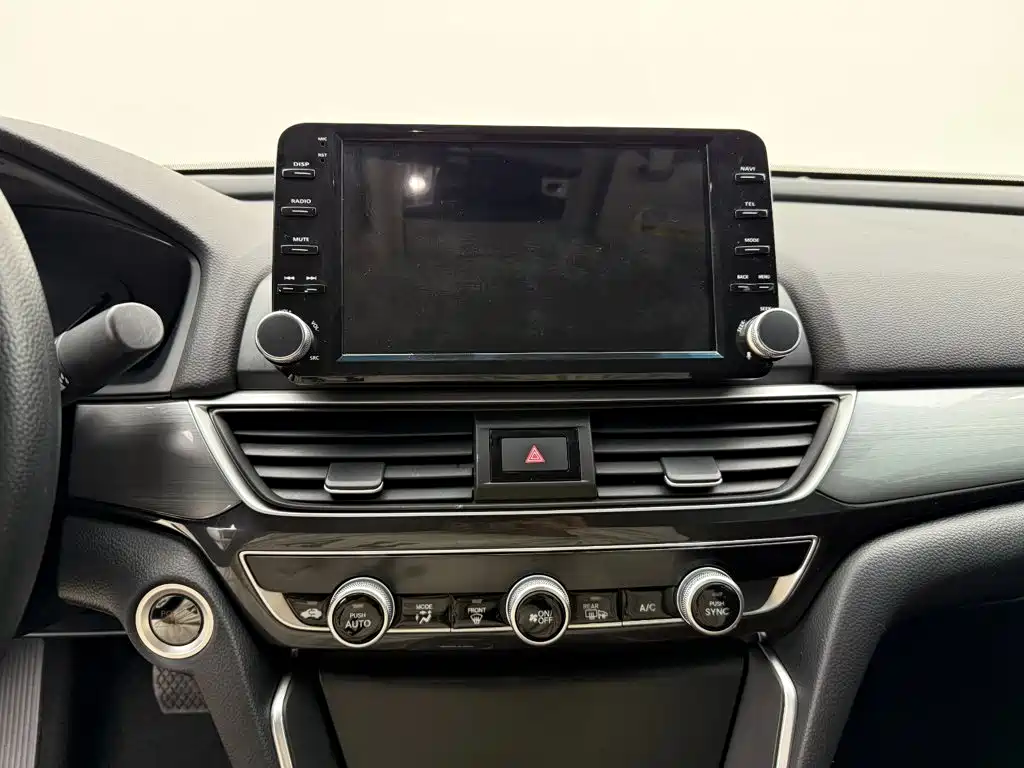 Honda Inspire 2021 — фото 9