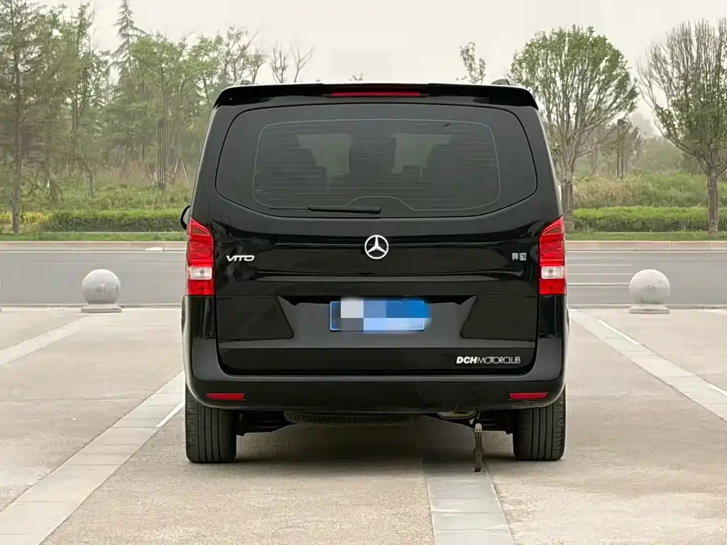 Mercedes-Benz Vito 2022 — фото 5
