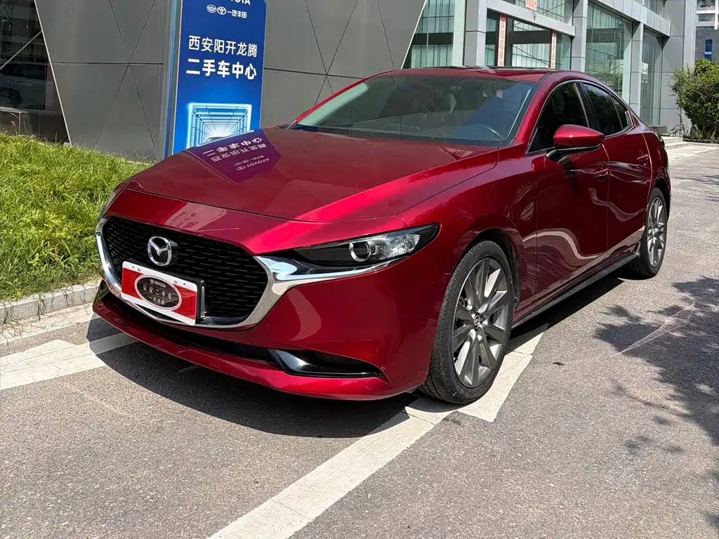 Mazda 3 Axela 2021