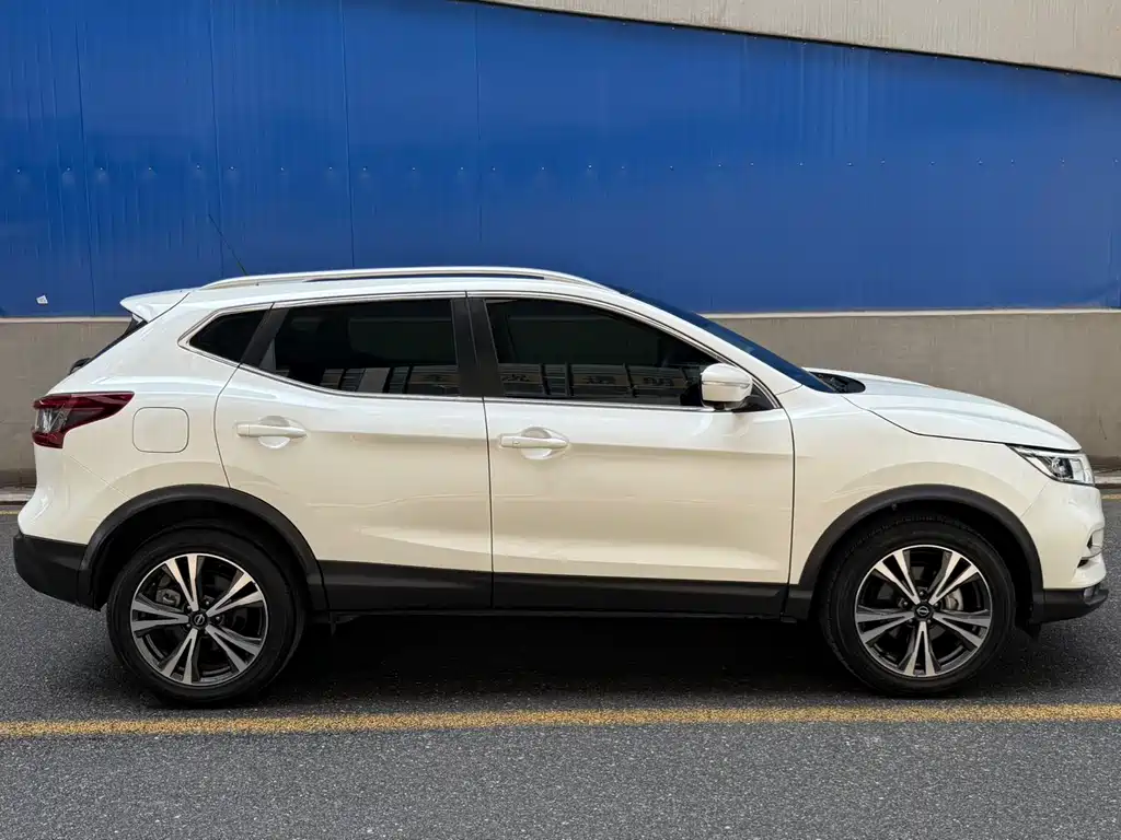 Nissan Qashqai 2023 — фото 7