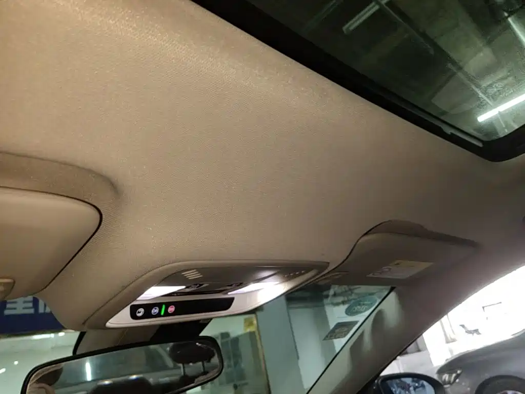 Buick Regal 2020 — фото 18