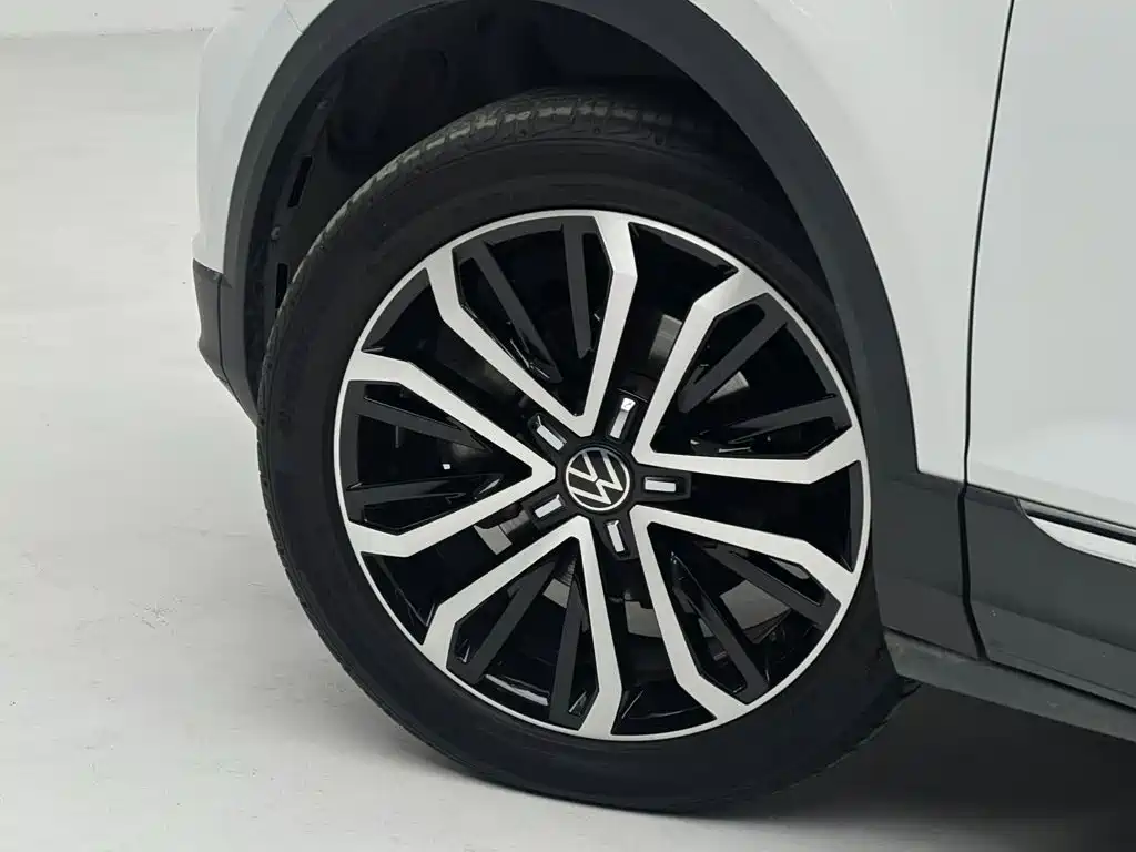 Volkswagen T-Roc 2022 — фото 10