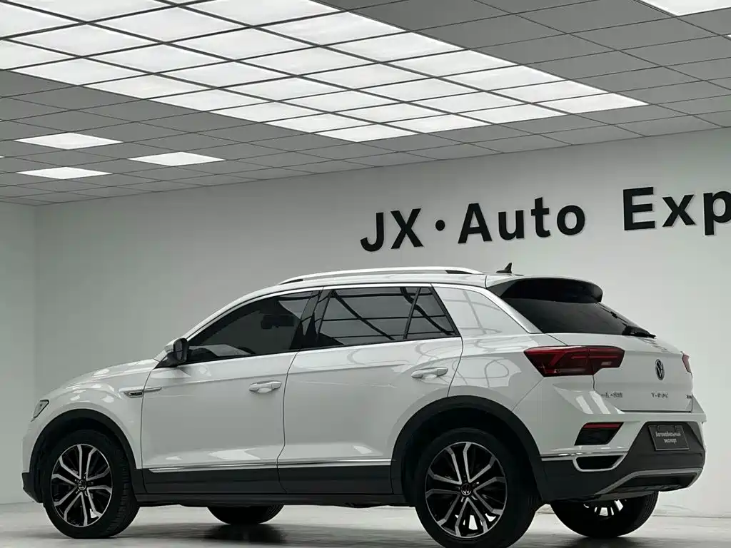 Volkswagen T-Roc 2022 — фото 18