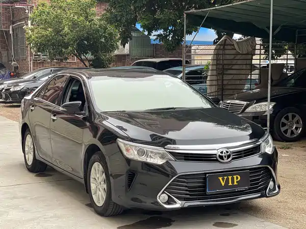 Toyota Camry 2016