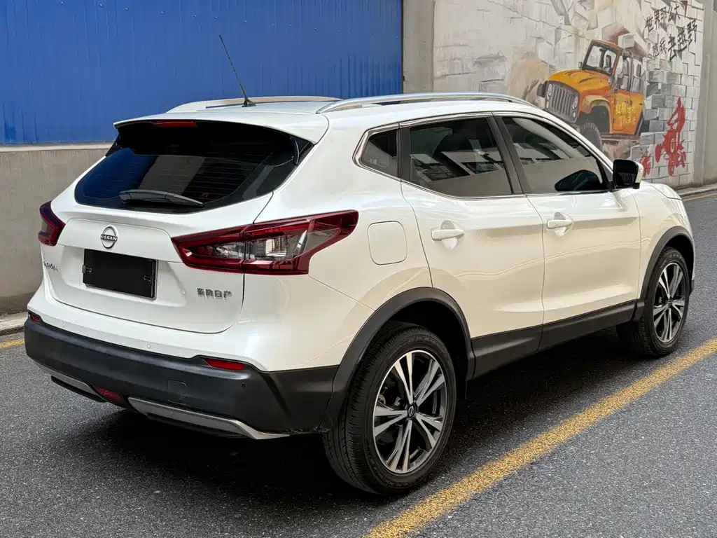 Nissan Qashqai 2023 — фото 4
