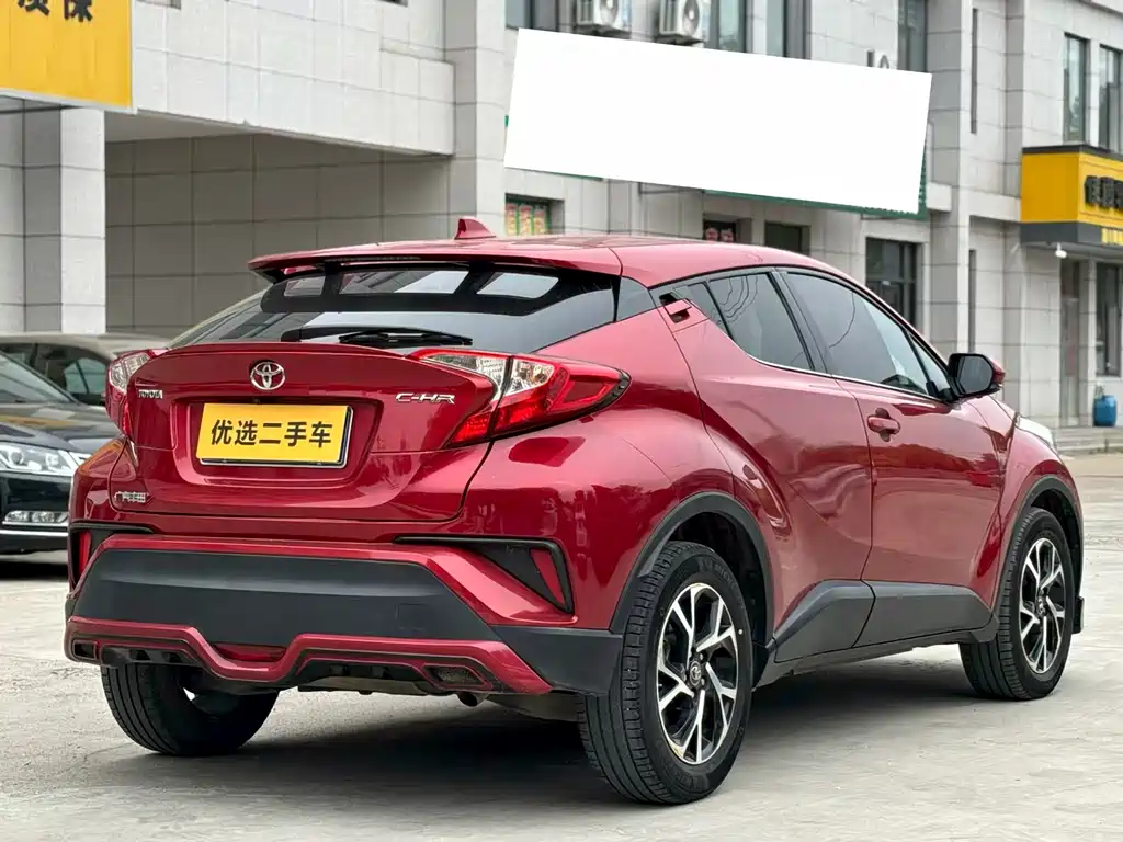 Toyota C-HR 2019 — фото 6