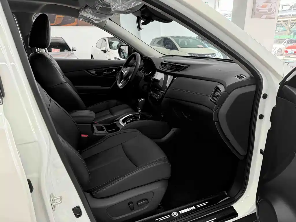 Nissan X-Trail 2023 — фото 14