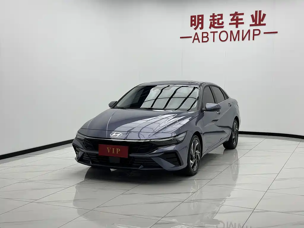 Hyundai Elantra 2023