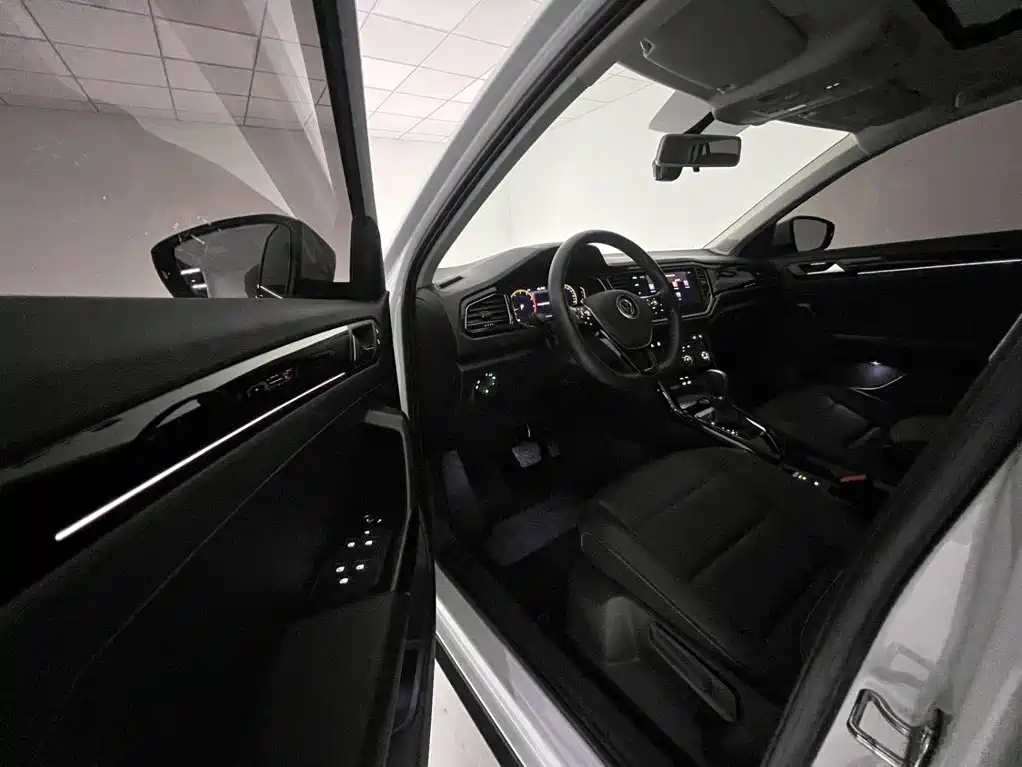 Volkswagen T-Roc 2022 — фото 19