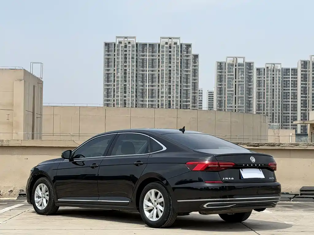 Volkswagen Passat 2021