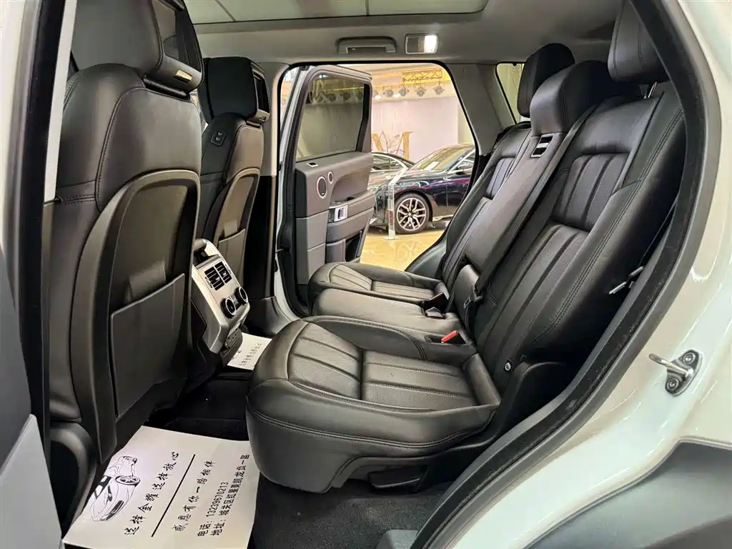 Land Rover Sport 2020 — фото 16