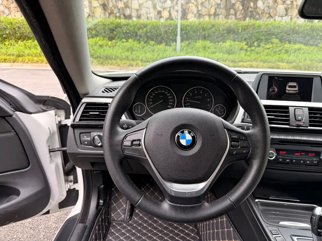 BMW 4 Series 2015 — фото 25