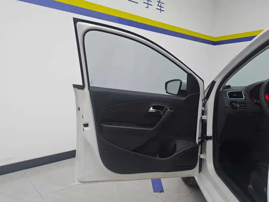 Volkswagen Polo 2013