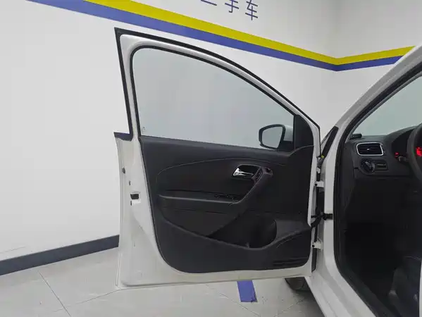 Volkswagen Polo 2013