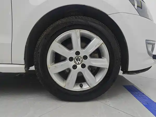 Volkswagen Polo 2013