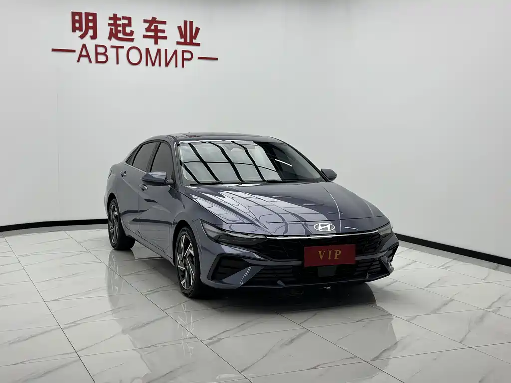 Hyundai Elantra 2023