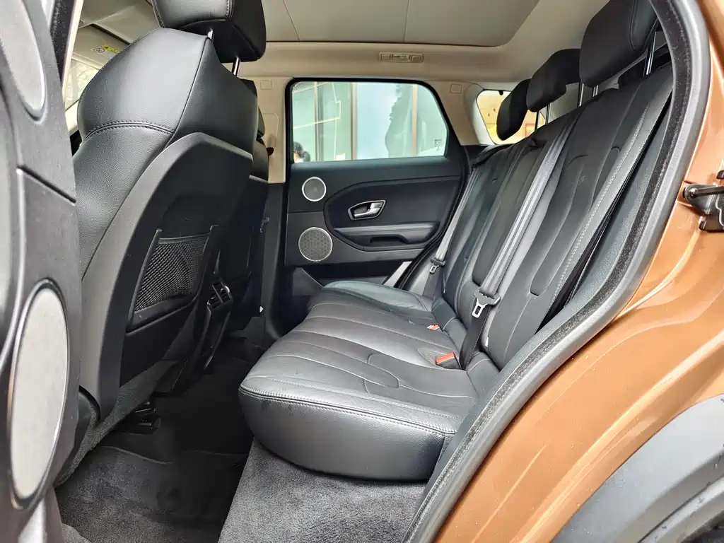 Land Rover Evoque 2015 — фото 18