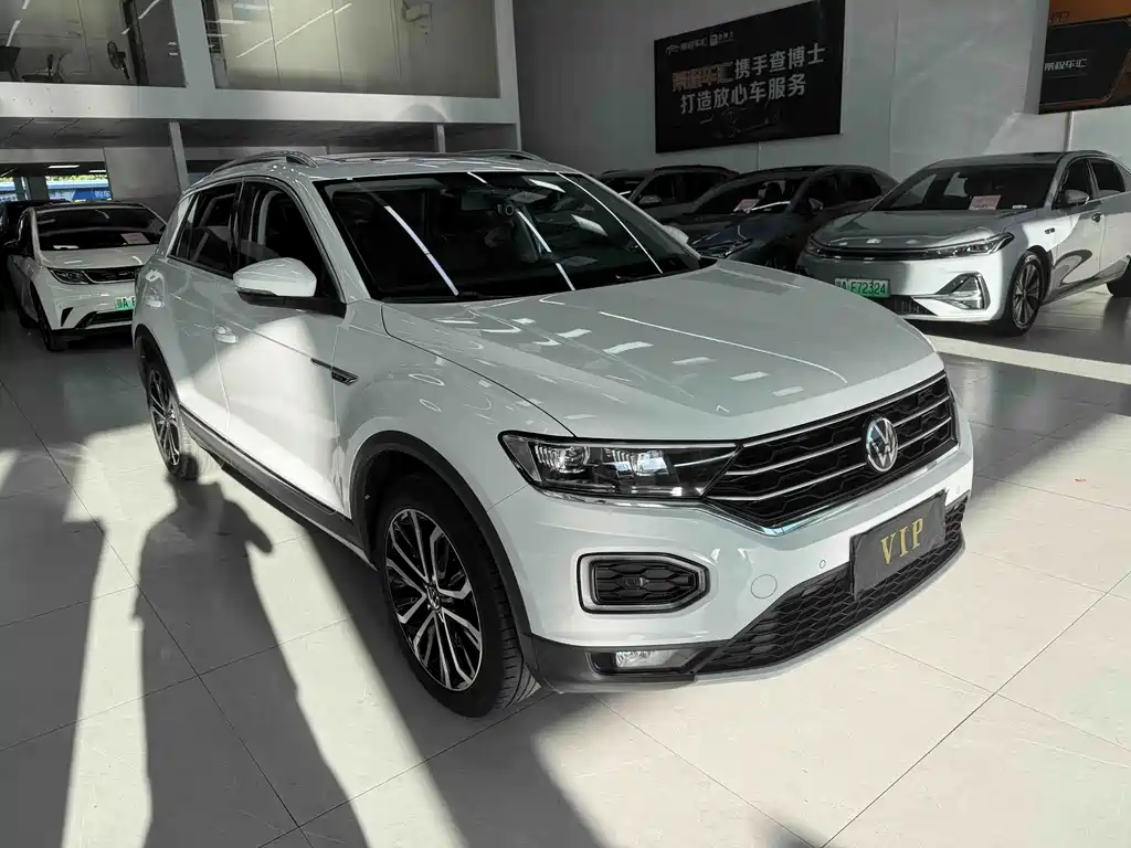 Volkswagen T-Roc 2023