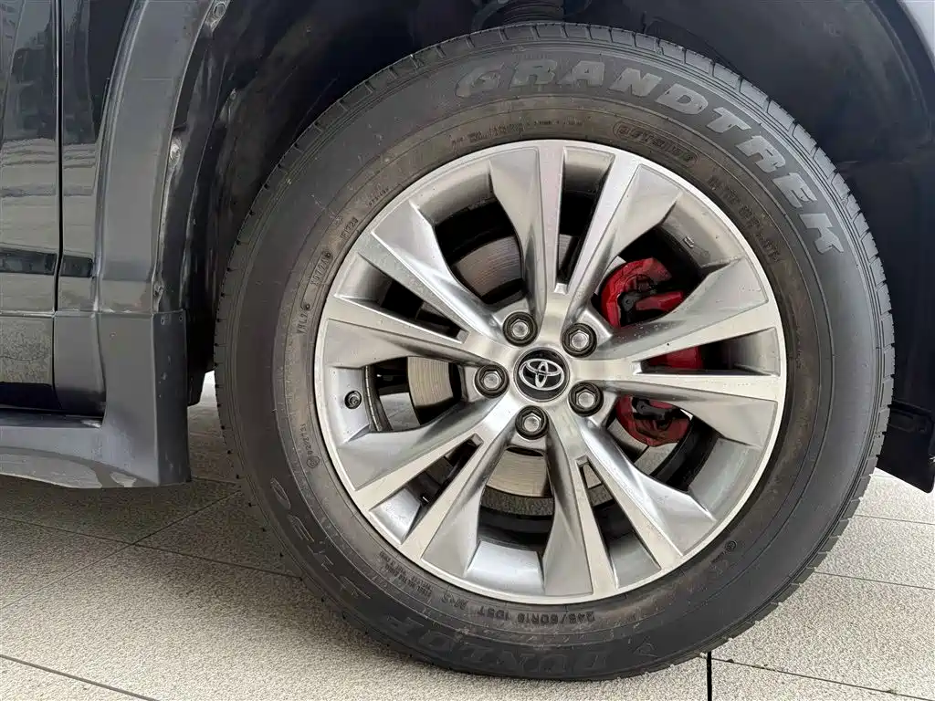 Toyota Highlander 2020 — фото 12