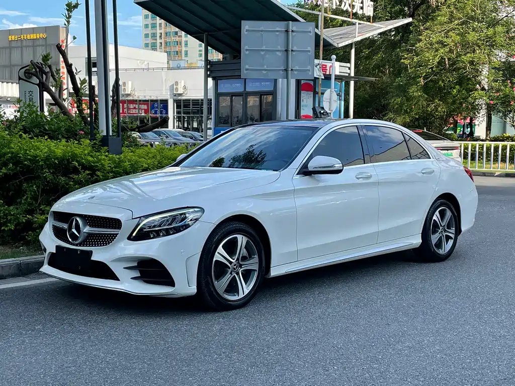 Mercedes-Benz C-Class 2019