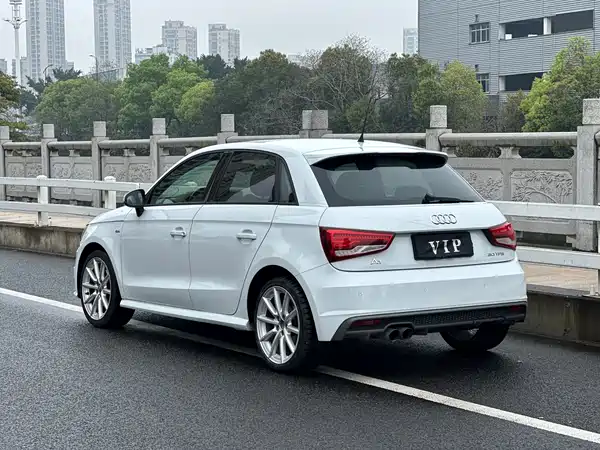 Audi A1 2016