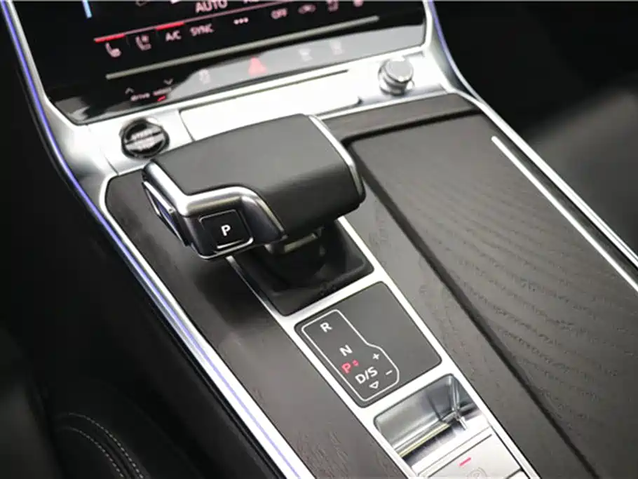 Audi A6L 2025 — фото 20