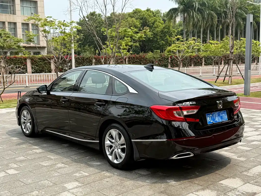 Honda Accord 2019 — фото 4